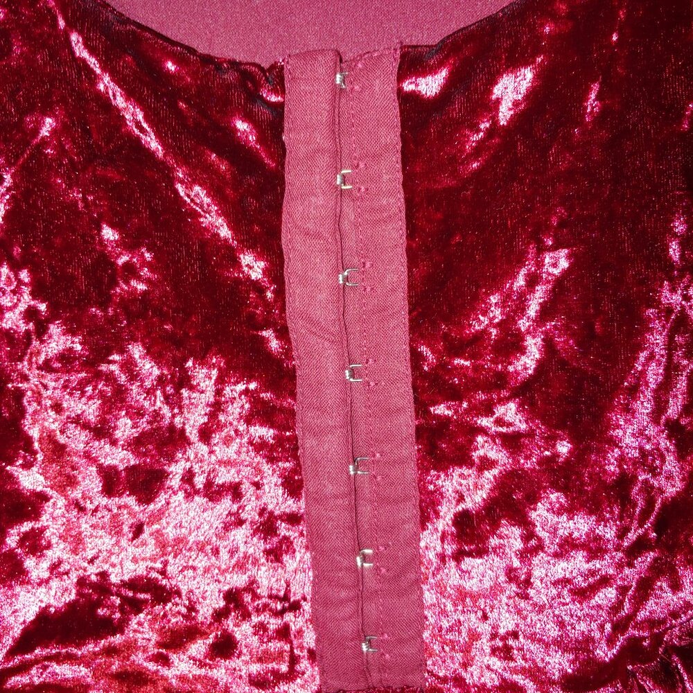Hot Topic Burgundy Red Crushed Velvet Bell Sleeves Corset Midi Dress Sz XL - Picture 3 of 6